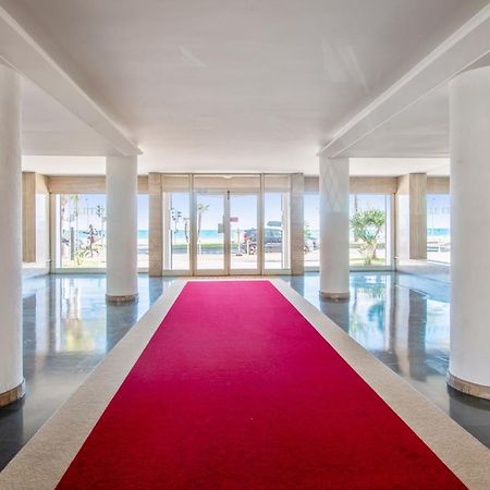 Le Balcon Sur La Baie - Welkeys Lägenhet Cagnes-sur-Mer Exteriör bild